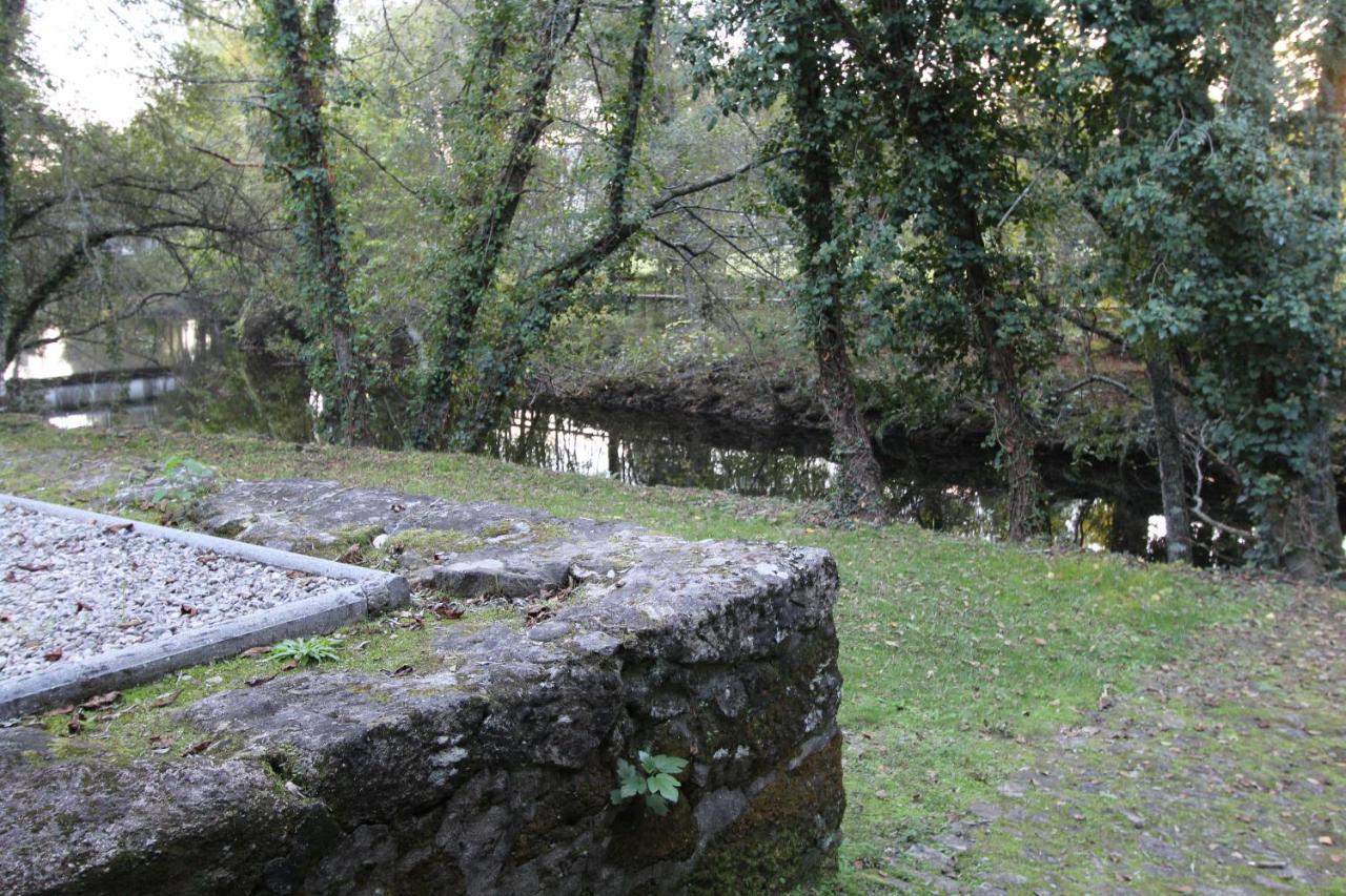 Casa Rio Vez - Riverfront Arcos de Valdevez Kültér fotó